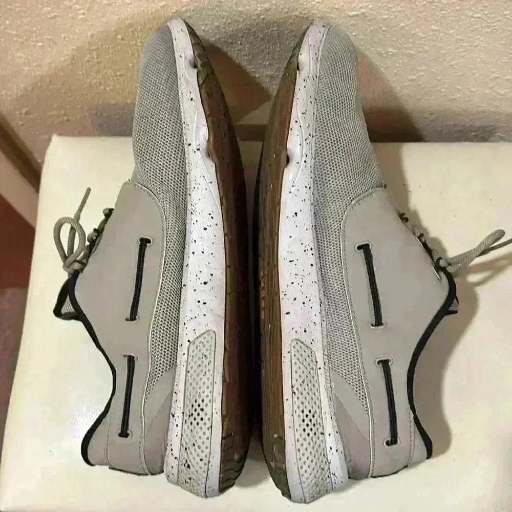 Sperry preowned seven